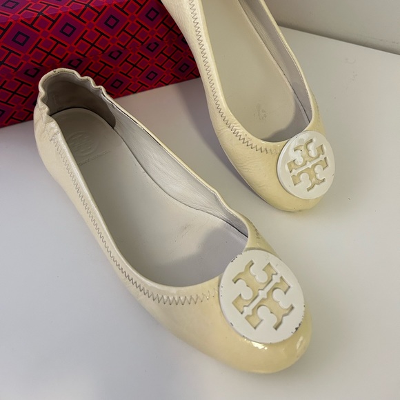 Tory Burch Minnie Travel Ballet Leather Flat Shoes - Picture 4 of 6